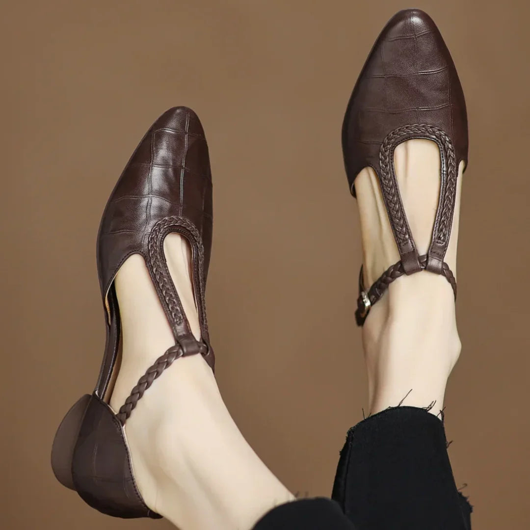The Elvianne – Braided Leather Shoes