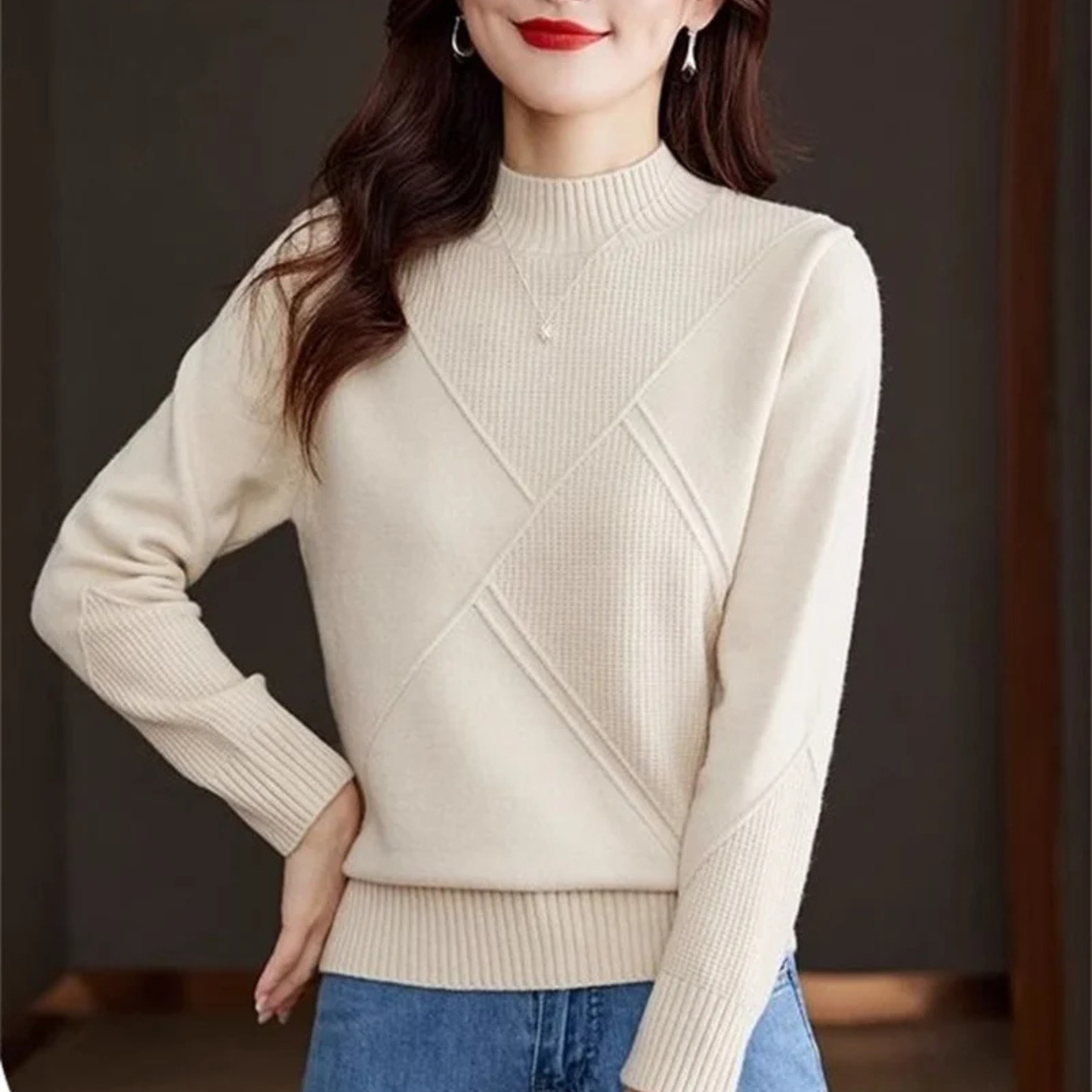 The Alveryn – Soft Cashmere Mock-Neck Sweater
