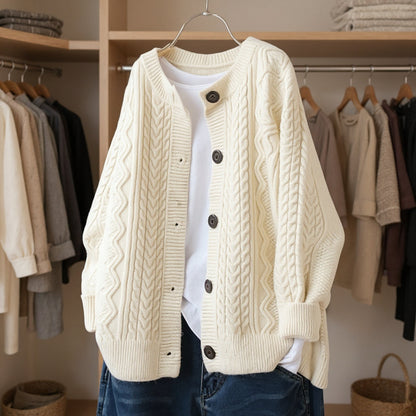 The Elvarisse – Classic Cable-Knit Cardigan