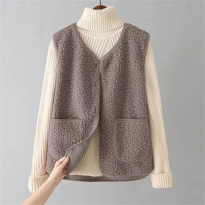 The Elviane – Classic Cardigan