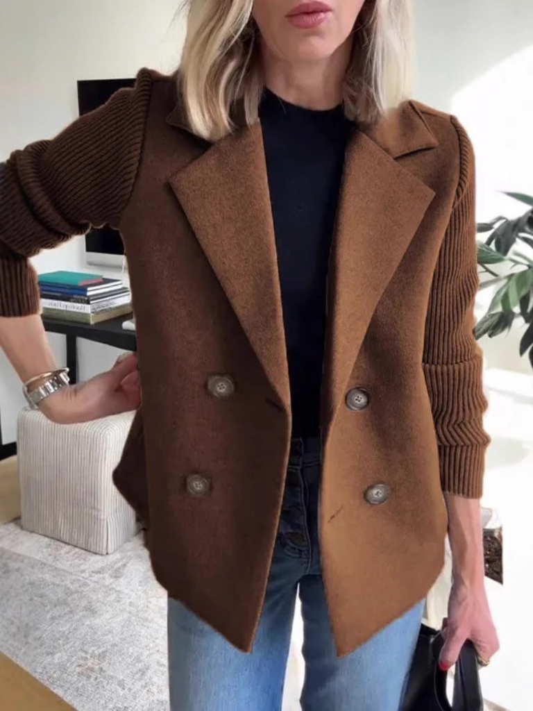 The Sovarienne – Soft Knit Blazer