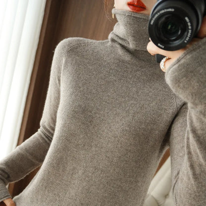 The Elvarine – Warm High-Stretch Turtleneck Knit