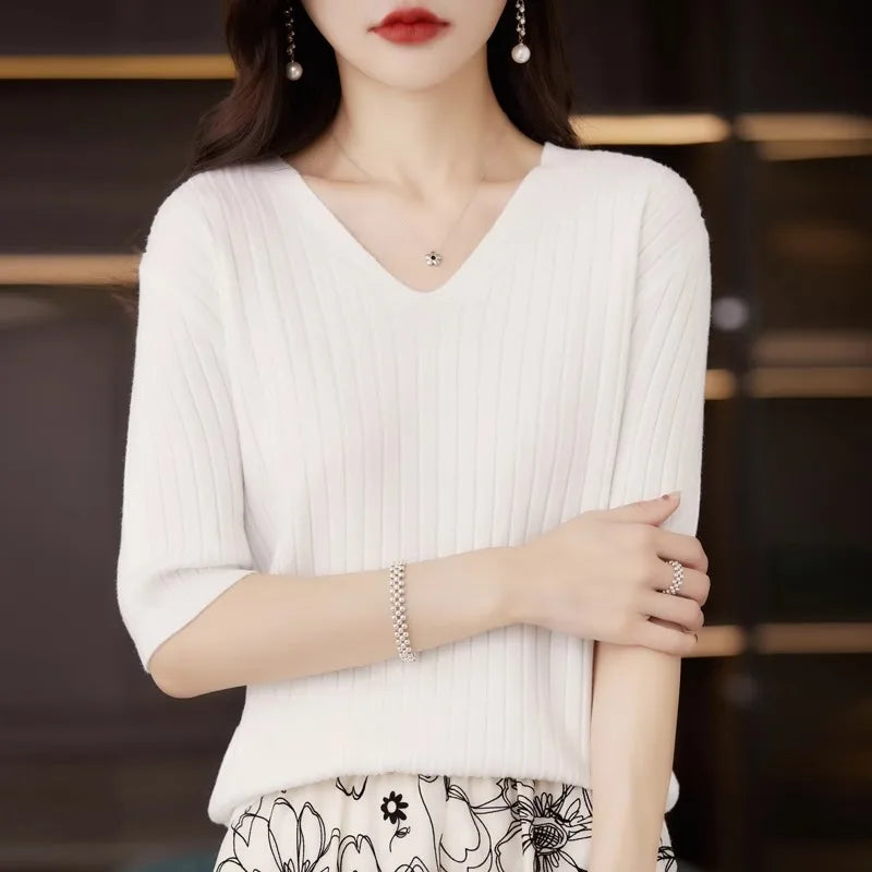 The Elanivra – Soft V-Neck Short-Sleeve Knit