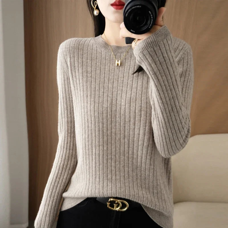 The Arlénise – Soft Striped O-Neck Winter Sweater