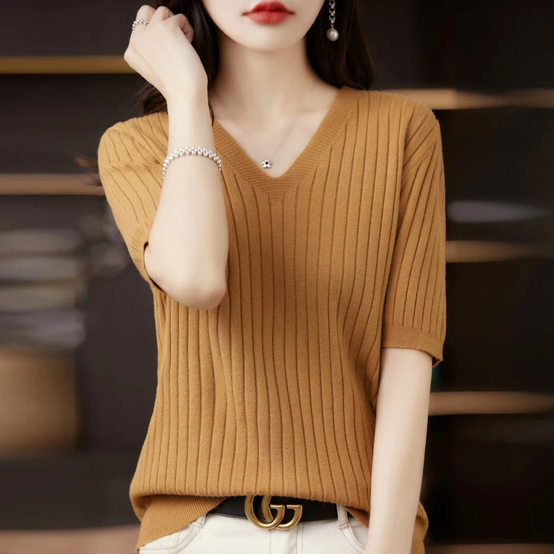 The Elanivra – Soft V-Neck Short-Sleeve Knit