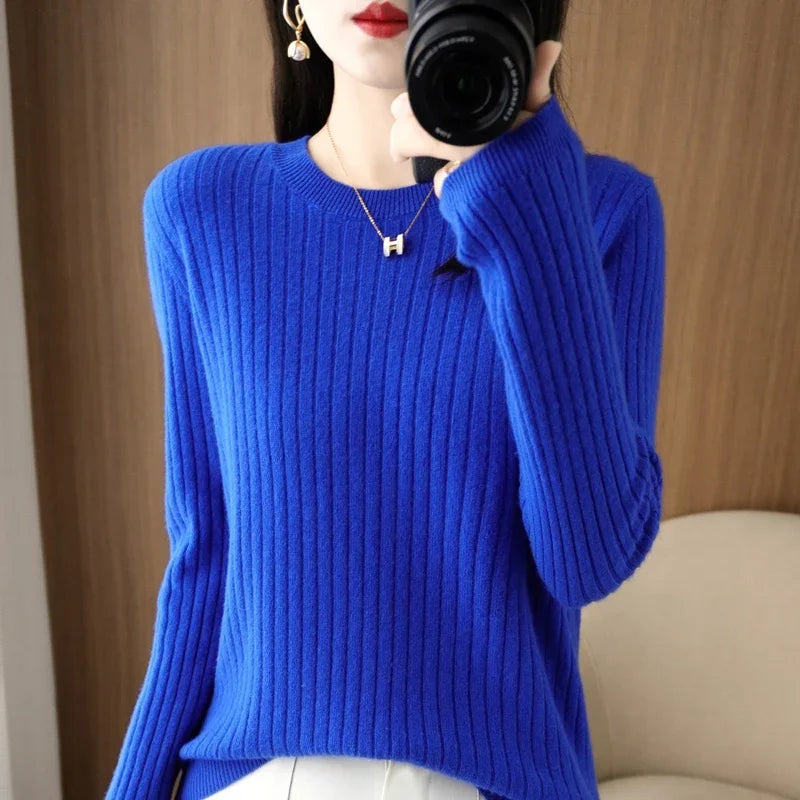 The Arlénise – Soft Striped O-Neck Winter Sweater