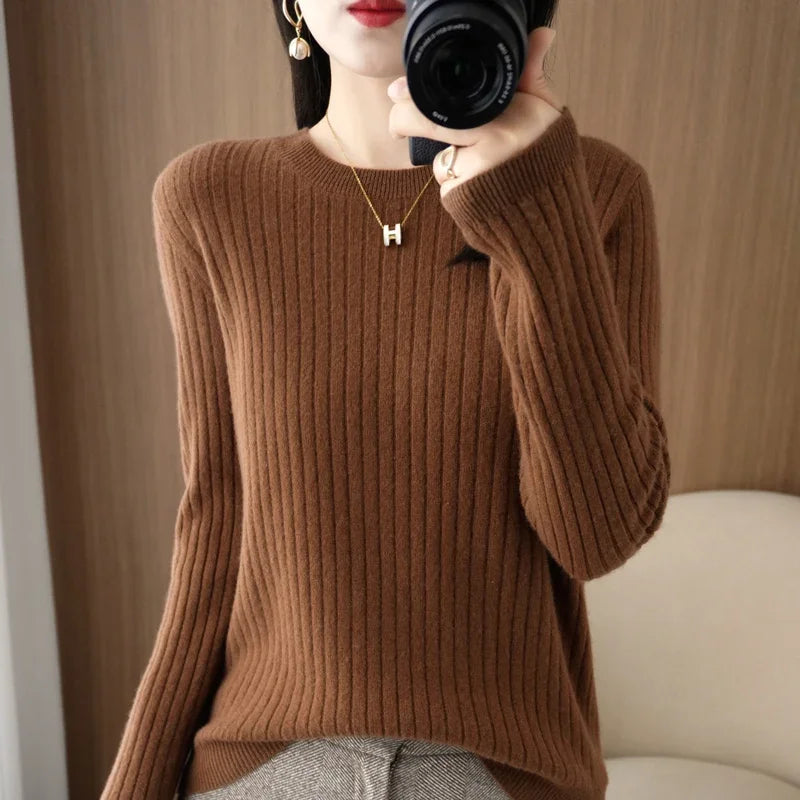 The Arlénise – Soft Striped O-Neck Winter Sweater