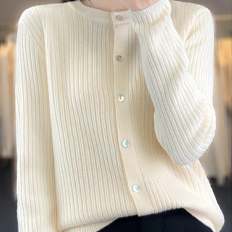 The Calverise – Classic Button-Up Knit Cardigan