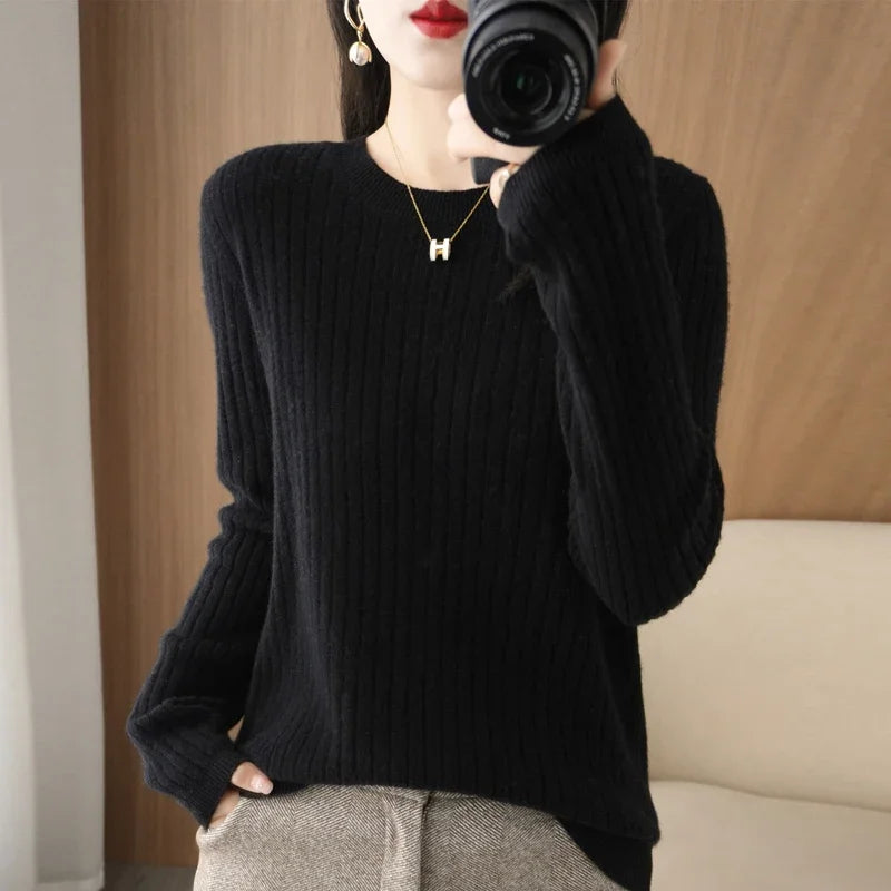 The Arlénise – Soft Striped O-Neck Winter Sweater