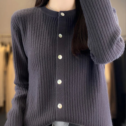 The Calverise – Classic Button-Up Knit Cardigan