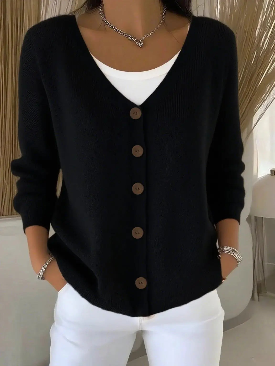 The Lynavere – Soft Knit V-Neck Cardigan