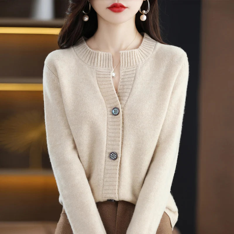 The Elovyne – Vintage-Inspired Winter Knit Cardigan